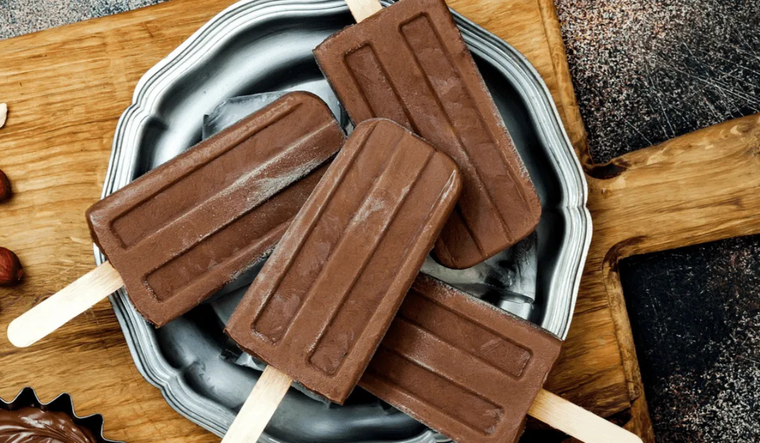 Receta de paleta de helado de chocolate: un postre frío y tentador para cualquier ocasión.