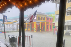 El huracán Debby tocó tierra el lunes por la madrugada Foto: X @gabbott03