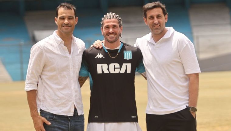 La gente de Racing sueña con repatriar a De Paul para las semifinales tras una frase de Diego Milito. ¿Puede darse? Foto: @RacingClub