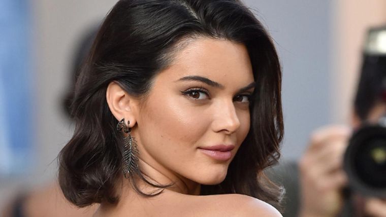 Danna Paola reaccionó ante la elocuente publicación de Kendall Jenner en la nieve