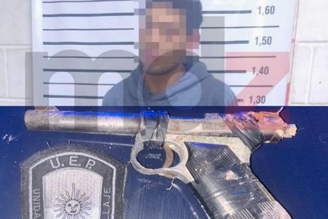 El delincuente descartó un arma apócrifa mientras era perseguido por la policía.