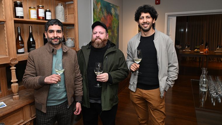 Juan Castillo, Carlos Herrera y Pedro Angella. Juan Castillo, Carlos Herrera y Pedro Angella.