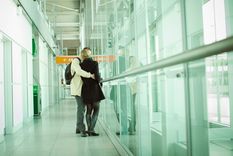 historias de vida: el drama de las parejas binacionales que luchan por reunirse