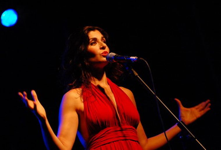 La Villamil, gran actriz y también gran cantante.