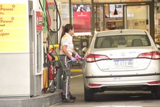 Los conductores misioneros buscan cruzar la frontera para ahorrar hasta 30% del precio en el surtidor.&nbsp;