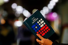 Las polémicas abundan en torno a la nueva Constitución chilena. Foto: As. Las polémicas abundan en torno a la nueva Constitución chilena. Foto: As.