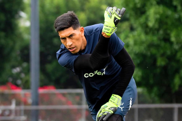 Esteban Andrada confirmó el interés de un club importante del fútbol argentino.