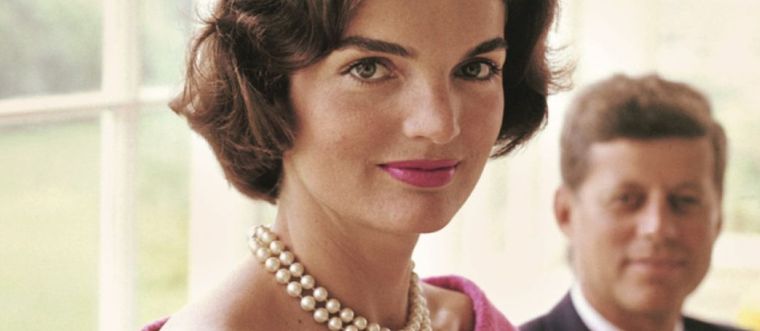 Jackie Kennedy fue un ícono de la moda y una de las mujeres más populares de Estados Unidos en el siglo XX. Foto: perfil.com