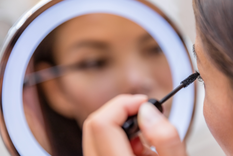 Las rutinas skincare de las redes sociales traen problemas de salud a los adolescentes.