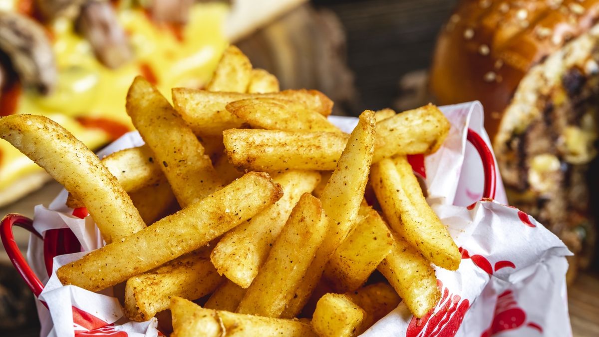 Colesterol: el error que todos cometen con las papas fritas