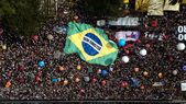 Río de Janeiro atraviesa una crisis que refleja la polarización en Brasil. Río de Janeiro atraviesa una crisis que refleja la polarización en Brasil.
