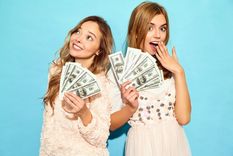 Es recomendable que un adolescente aprenda, de manera gradual y acompañada, cómo funciona el ahorro a largo plazo.