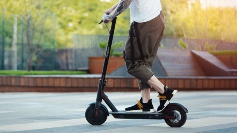 Esto fue lo que dijo la inteligencia artificial sobre los monopatines eléctricos Foto: Archivo