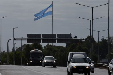 MDZol | acceso este condor obras (20)