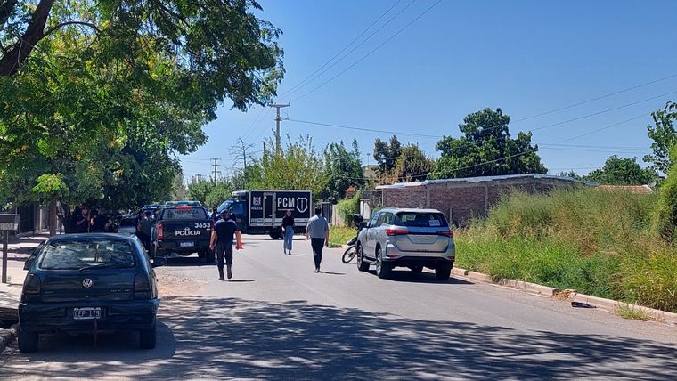La zona donde fue hallado el cuerpo de una mujer que fue asesinada. Foto: Rodrigo Dangelo