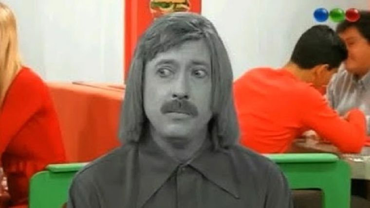 Enrique el antiguo, uno de los segmentos de Poné a Francella. Enrique el antiguo, uno de los segmentos de Poné a Francella.