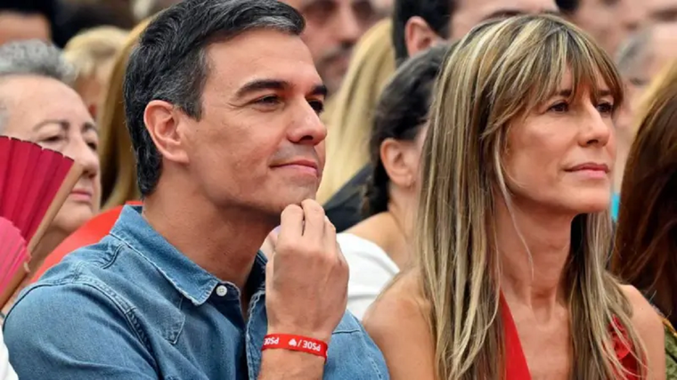 El presidente del gobierno español, Pedro Sánchez, anunció este miércoles la suspensión de sus actividades públicas para sopesar su posible renuncia. Foto: GETTY IMAGES