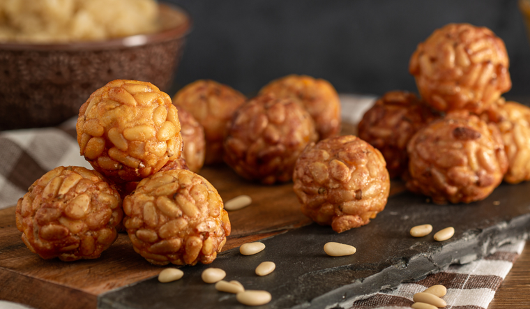 Aunque la receta básica es la misma, cada familia catalana tiene su versión particular. Aunque la receta básica es la misma, cada familia catalana tiene su versión particular.