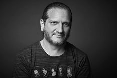 filosofia a martillazos, las clases de dario sztajnszrajber