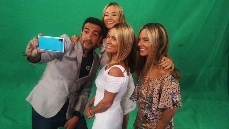 El Pato Galván y Las Trillizas de Oro