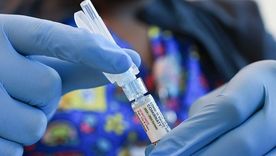 Aunque la pandemia ya pasó, la polémica de las vacunas sigue vigente en la política. Aunque la pandemia ya pasó, la polémica de las vacunas sigue vigente en la política.