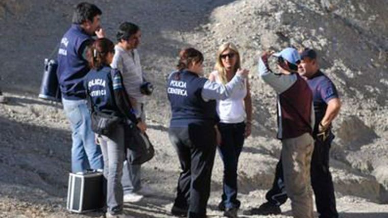 Algunas de las tantas investigaciones en espacios del Pedemonte para intentar dar con los cuerpos. Algunas de las tantas investigaciones en espacios del Pedemonte para intentar dar con los cuerpos.