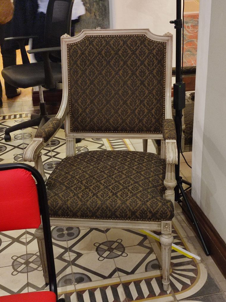 Muebles del museo fueron integrados como asientos. Muebles del museo fueron integrados como asientos.