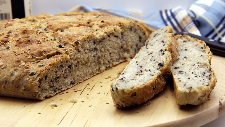 La mejor receta de pan de aceitunas esponjoso y sabroso