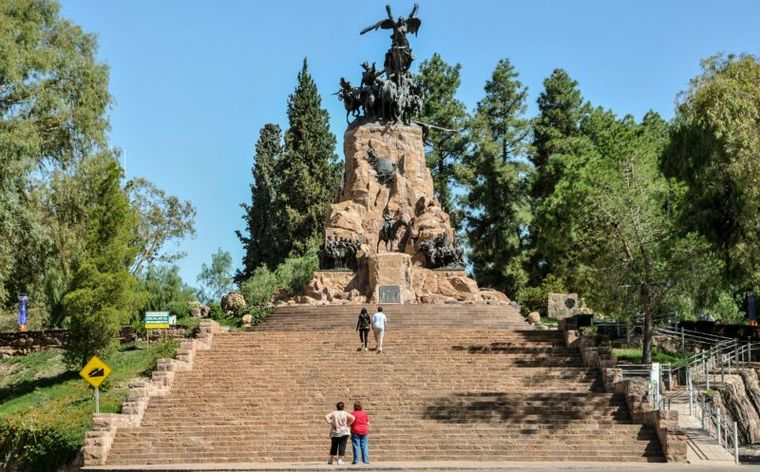 Foto: www.armendoza.com