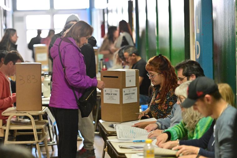 Elecciones Diferentes consultoras difundieron sus estimaciones antes de que se inicie la veda para difundir encuestas de cara a las PASO del 13 de agosto Foto: Télam