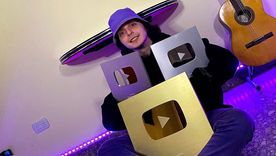 Chatterbox tenía 1,69 millones de suscriptores en YouTube. Chatterbox tenía 1,69 millones de suscriptores en YouTube.