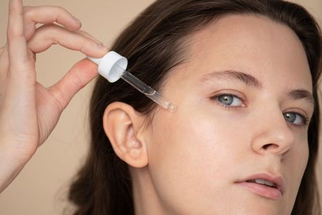 Descubrí cuál es el sérum tipo botox que es tendencia. Foto: Freepik