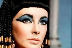Cleopatra jamás dormía sin su crema de noche