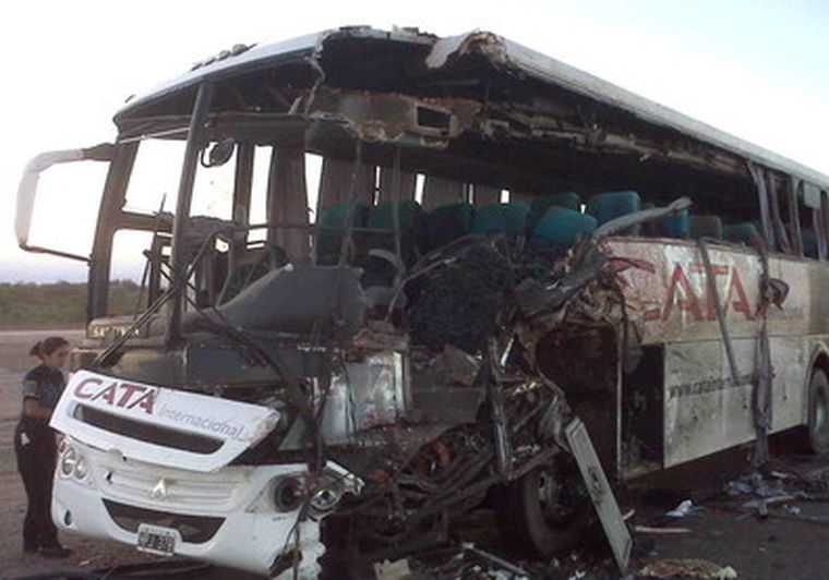 Así quedó el CATA que viajaba a San Rafael. Foto: Gentileza