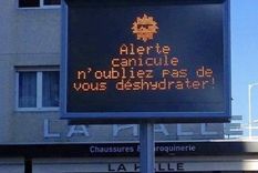 ¿adios a sus tejados de zinc? asi se prepara paris para vivir a 50 grados