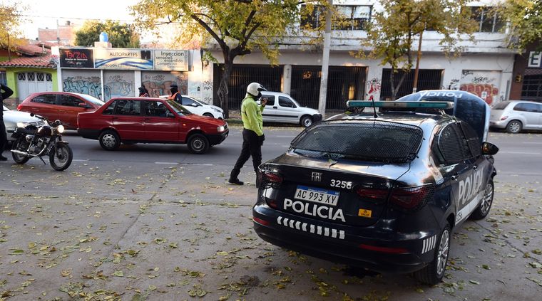 Una mujer fue asaltada cuando esperaba la grúa en Guaymallén Foto: ALF PONCE MERCADO / MDZ