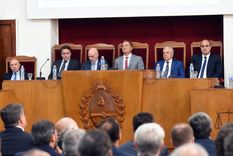 Nanclares, presidente de la Corte, y el resto de sus miembros.