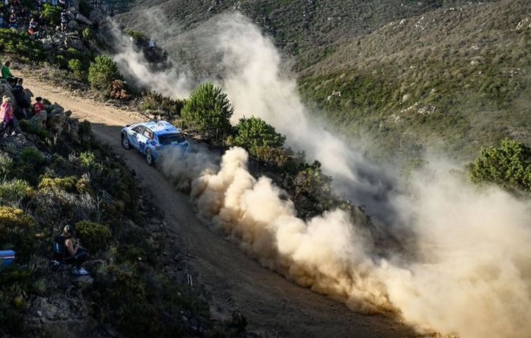 Rally fatal en Francia: una piloto arrolló a tres espectadores Rally fatal en Francia: una piloto arrolló a tres espectadores