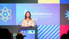 Mariana Schoua, presidenta de AmCham y CEO de Aconcagua Energía Generación, planteó en la apertura del encuentro la necesidad de avanzar en la inversión en infraestructura y reglas de juego tras la estabilidad macroeconómica.