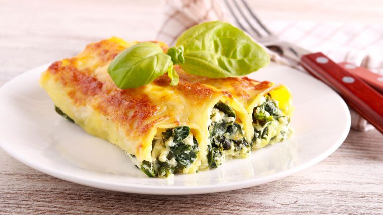 Canelones sin TACC rellenos de espinaca, una receta lista en solo 5 pasos