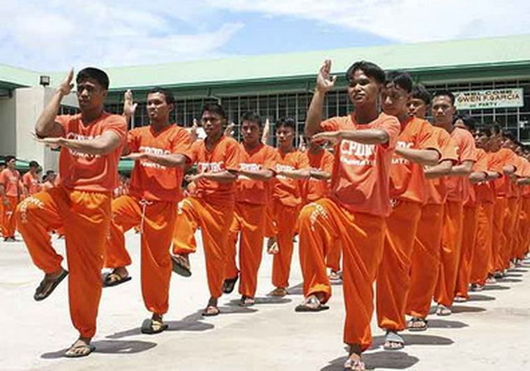 El baile de los presos.