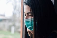 Algunos expertos creen que es posible eliminar la covid, pero no erradicarla. Foto: GETTY IMAGES