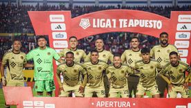 Cusco FC dejó atrás su antigua identidad tras conflictos y ahora regresa al plano internacional. Cusco FC dejó atrás su antigua identidad tras conflictos y ahora regresa al plano internacional.