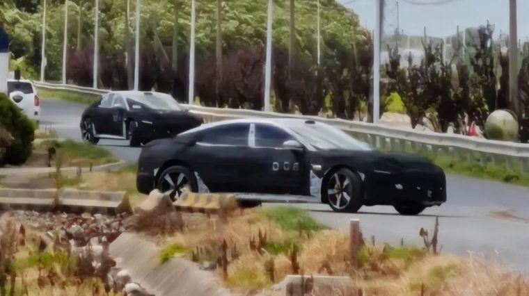 El interior del SU7 incluirá más confort y opciones de entretenimiento para los pasajeros. El interior del SU7 incluirá más confort y opciones de entretenimiento para los pasajeros.