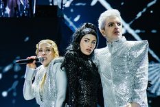 Miranda! y Lali en Ferro. Miranda! y Lali en Ferro.