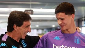 Costas mete mano en el equipo: Carboni saldría del 11 titular. Costas mete mano en el equipo: Carboni saldría del 11 titular.