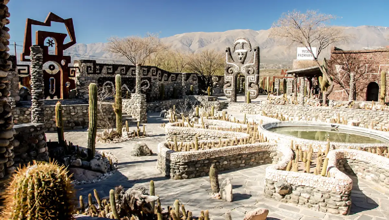 Amaicha del Valle es un pueblo tucumano donde la Pachamama forma parte de la identidad cultural durante todo el año.