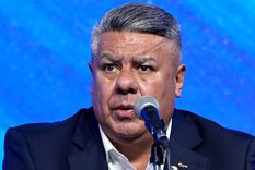 Un tribunal federal falló en favor de la AFA que dirige Claudio Chiqui Tapia y suspendió los artículos del DNU del Gobierno que habilita las Sociedades Anónimas Deportivas (SAD) en los clubes. Foto: AFA