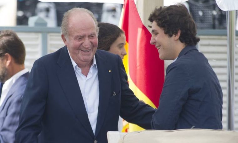 Felipe Juan Froilán y el Rey Juan Carlos Foto: Instagram: (@casarealdeespaña)