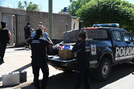 La Policía Científica buscó nuevos rastros e indicios para avanzar en la causa del asesinato de Daniel Ríos, que apunta a una mujer como posible autora.&nbsp;